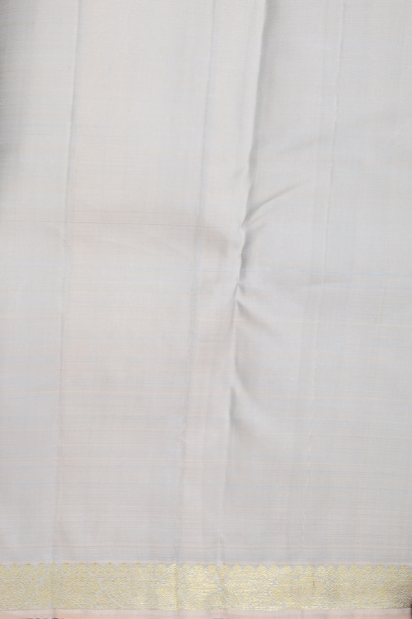 Kanchipuram Silk Saree In Spinach White With Zari Striped
