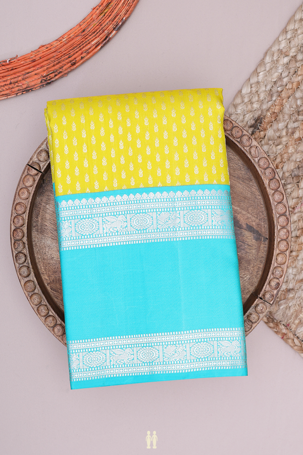 Kanchipuram Silk Saree In Sunflower Yellow With Zari Buttis