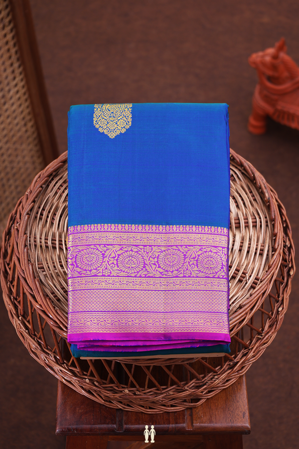 Kanchipuram Silk Saree In Teal Blue With Paisley Motifs