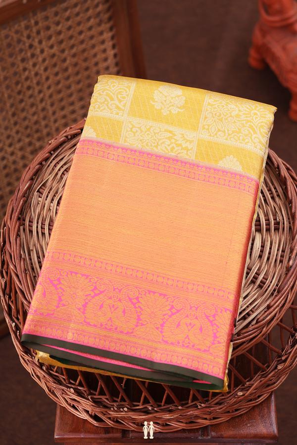 Kanchipuram Silk Saree In Tissue Gold With Checks Design