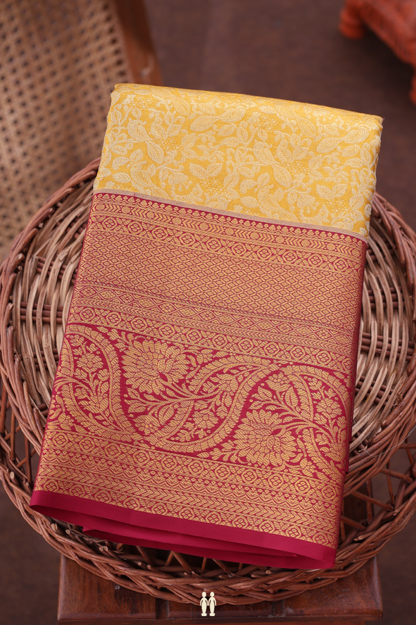 Kanchipuram Silk Saree In Tissue Gold With Floral Design