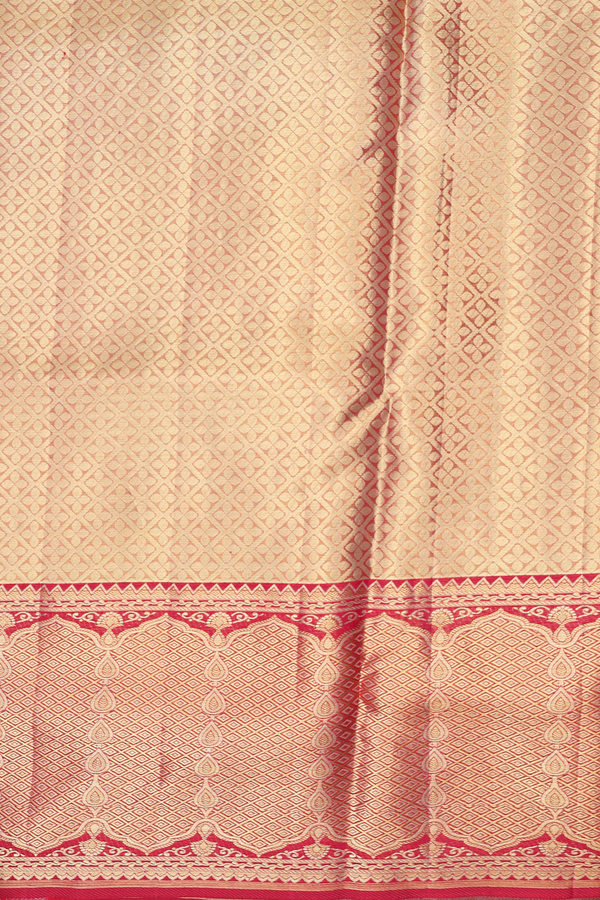 Kanchipuram Silk Saree In Tissue Gold With Paisley Design