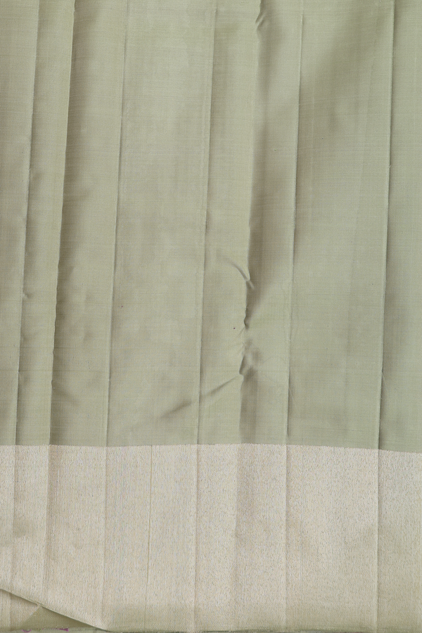 Kanchipuram Silk Saree In Tissue Green With Floral Design