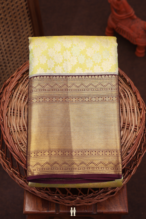 Kanchipuram Silk Saree In Tissue Yellow With Floral Design