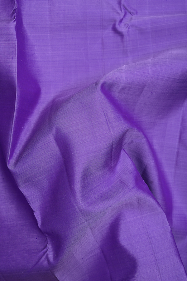 Kanchipuram Silk Saree In Violet With Korvai Border