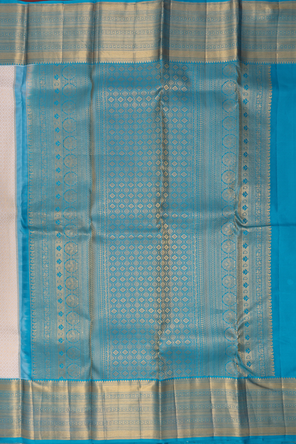 Kanchipuram Silk Saree In White With Brocade Design