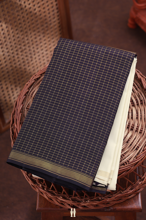 Kanchipuram Silk Saree In White With Checks Border