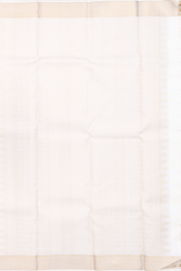 Kanchipuram Silk Saree In White With Checks Design