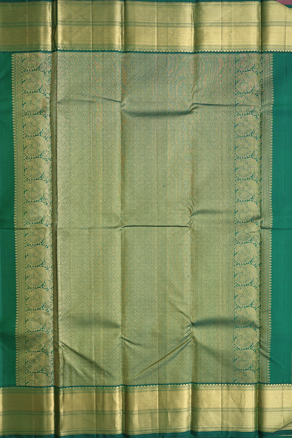 Kanchipuram Silk Saree In White With Floral Buttas