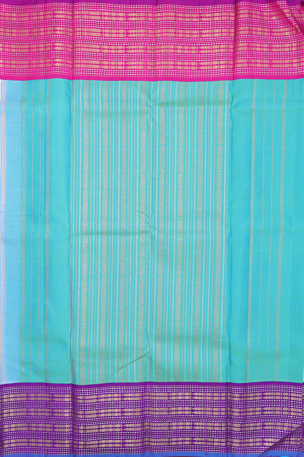 Kanchipuram Silk Saree In White With Ganga Jamuna Border