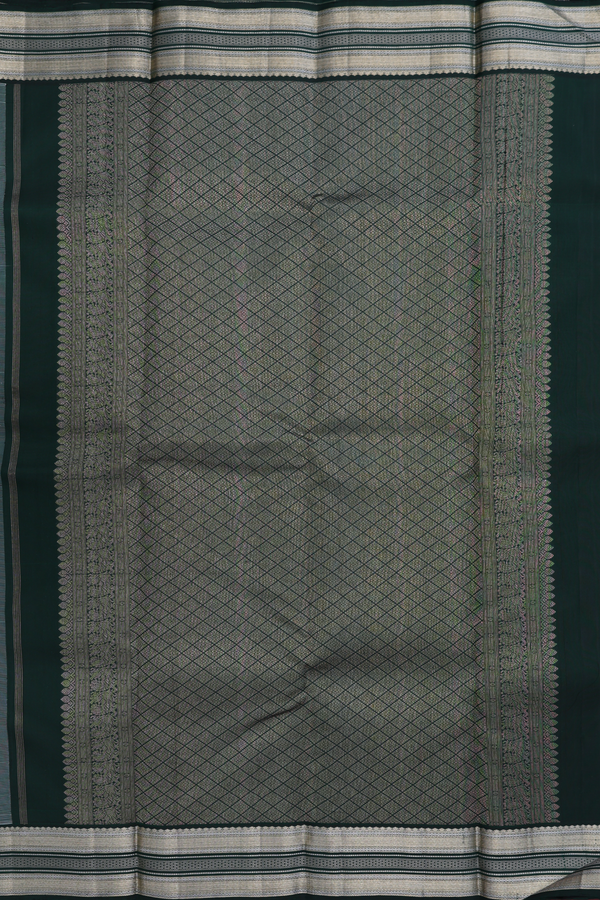 Kanchipuram Silk Saree In White With Korvai Border