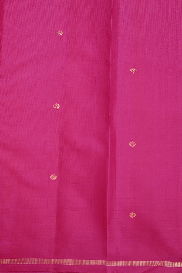 Kanchipuram Silk Saree In Off White With Malli Moggu Buttas