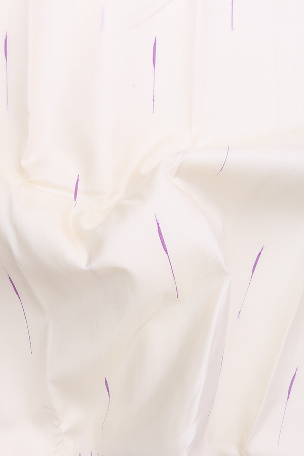 Kanchipuram Silk Saree In White With Malli Moggu Buttas