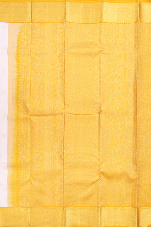 Kanchipuram Silk Saree In White With Zari Buttas