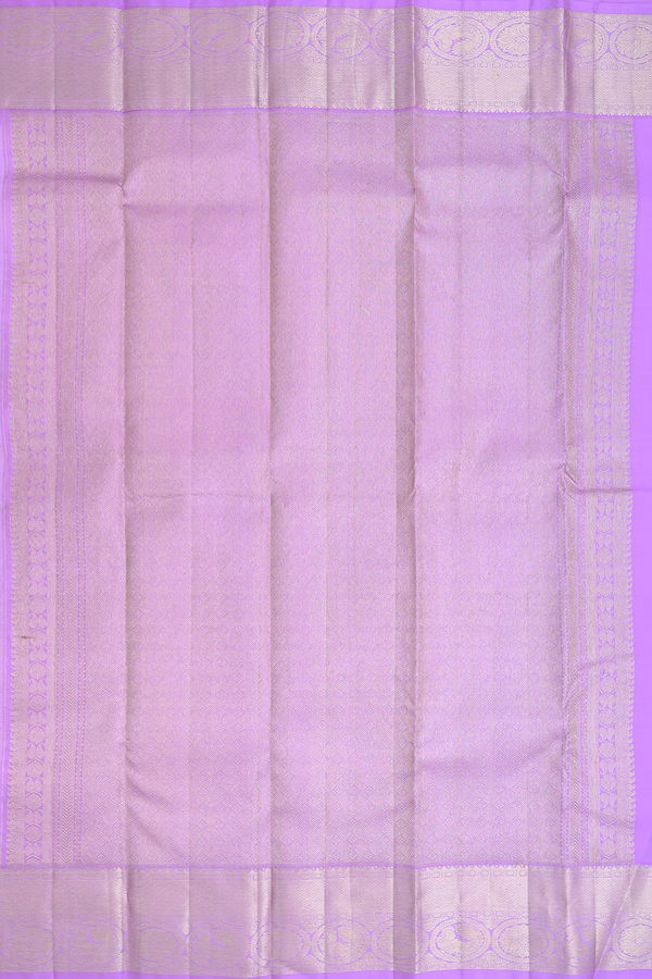 Kanchipuram Silk Saree In White With Zari Buttas