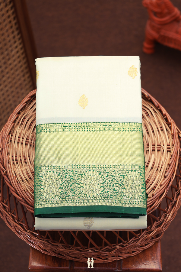 Kanchipuram Silk Saree In White With Zari Buttas