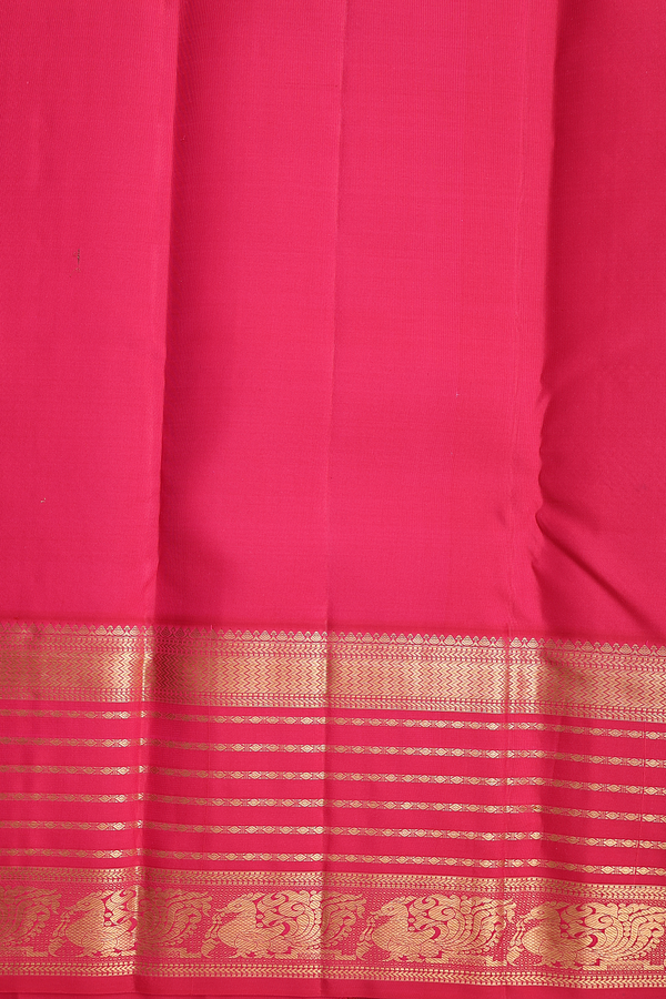 Kanchipuram Silk Saree In Yellow With Brocade Design