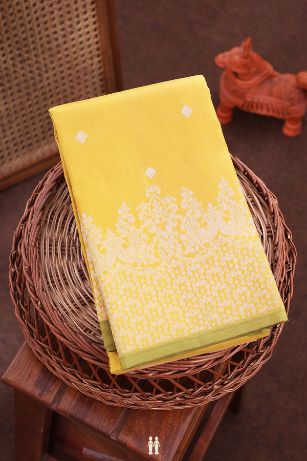 Kanchipuram Silk Saree In Yellow With Diamond Buttis