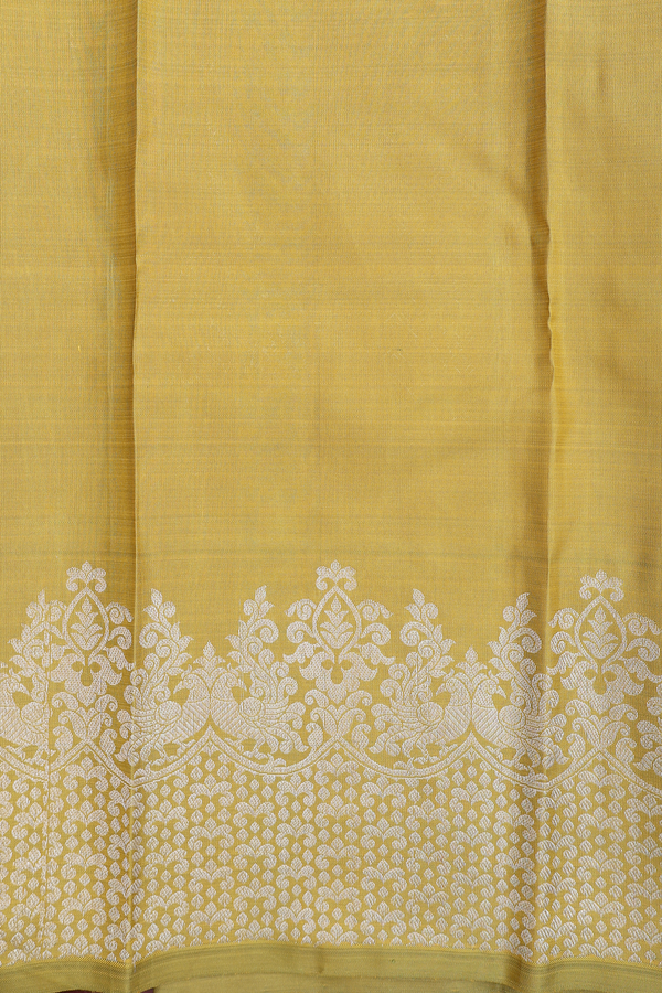 Kanchipuram Silk Saree In Yellow With Diamond Buttis
