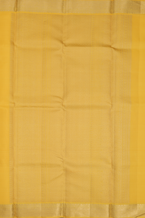 Kanchipuram Silk Saree In Yellow With Iruthalai Pakshi Buttas