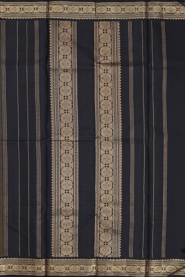 Kanchipuram Silk Saree In Yellow With Stripes Design