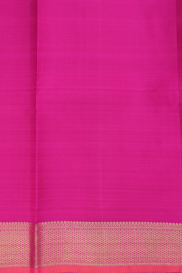 Kanchipuram Silk Saree In Magenta With Iruthalai Pakshi Buttas