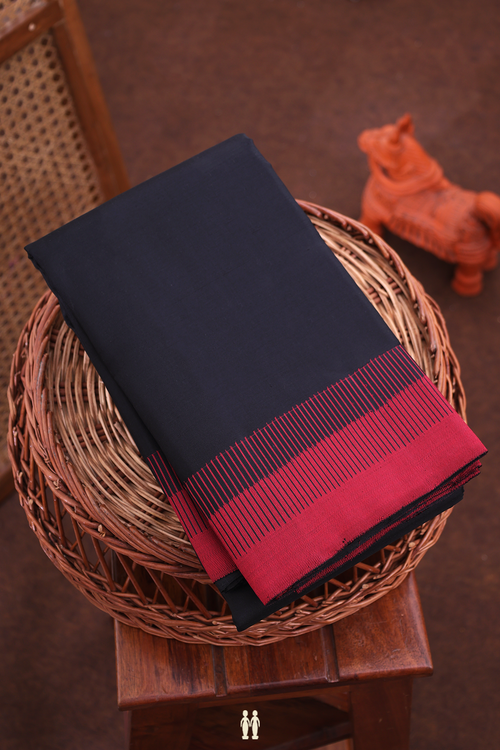 Kanchipuram Silk Saree Plain Black With Seppu Rekku Border