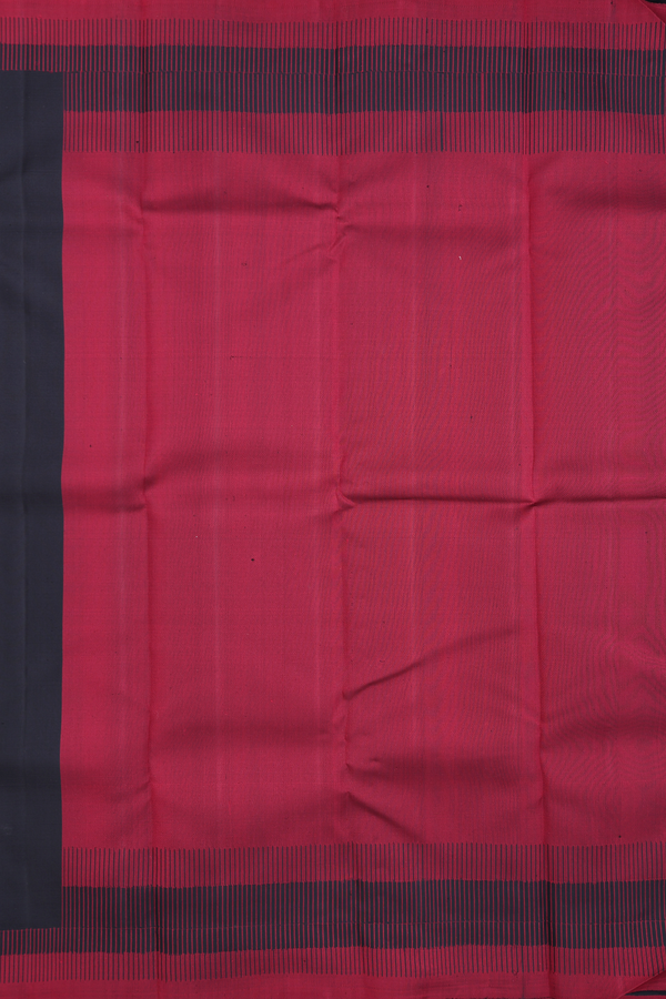 Kanchipuram Silk Saree Plain Black With Seppu Rekku Border
