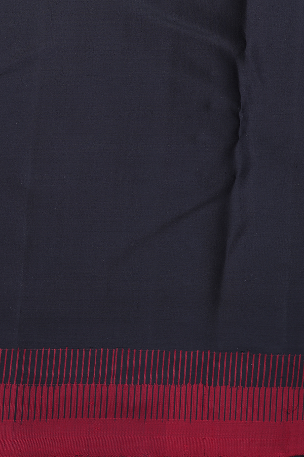 Kanchipuram Silk Saree Plain Black With Seppu Rekku Border