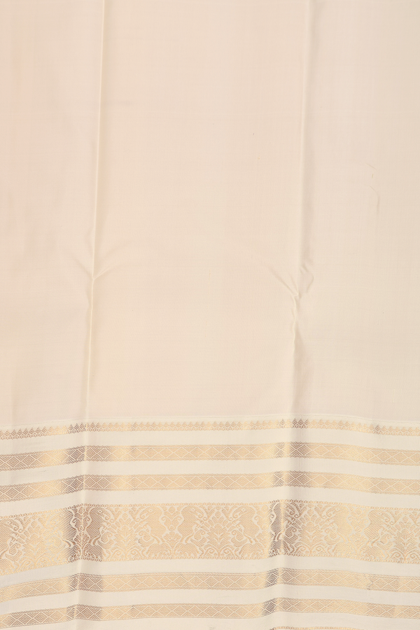 Kanchipuram Silk Saree Yellow With Peacock And Floral Buttas