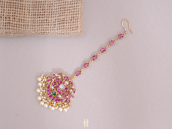 Kemp Stone With Beaded Gold Plated Pure Silver Nethi Chutti