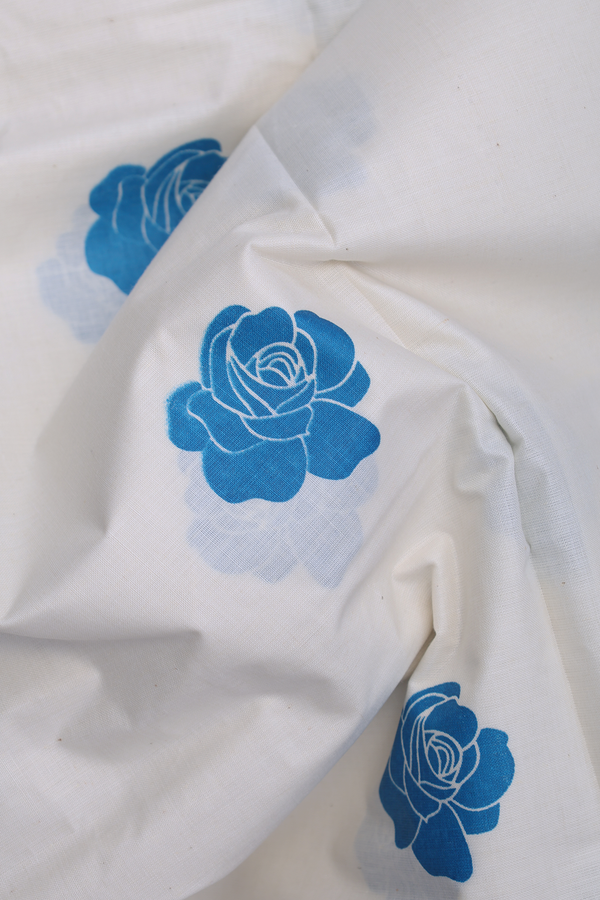 Kerala Cotton Saree In Egg White With Rose Printed Design