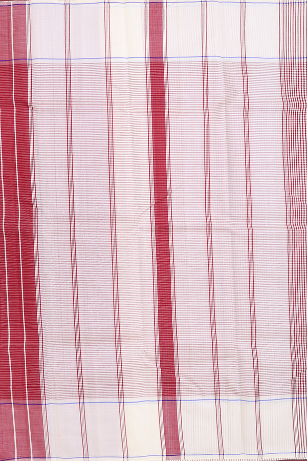 Koorainadu Silk Cotton Saree In Beige And Red With Checks