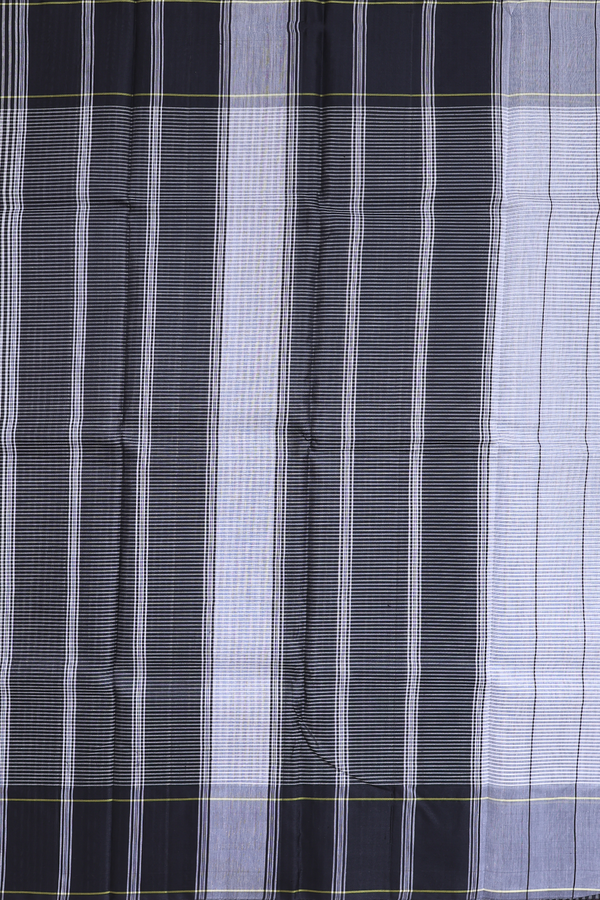Koorainadu Silk Cotton Saree In Black And White With Checks