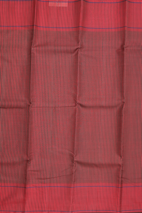 Koorainadu Silk Cotton Saree In Red And Green With Checks