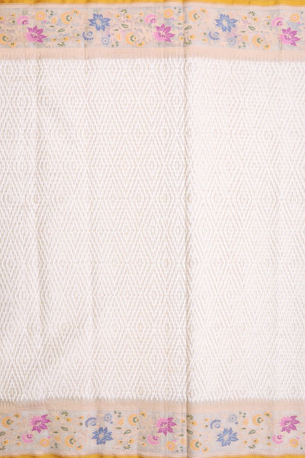 Kora Banarasi Silk Saree In Beige With Diamond Design