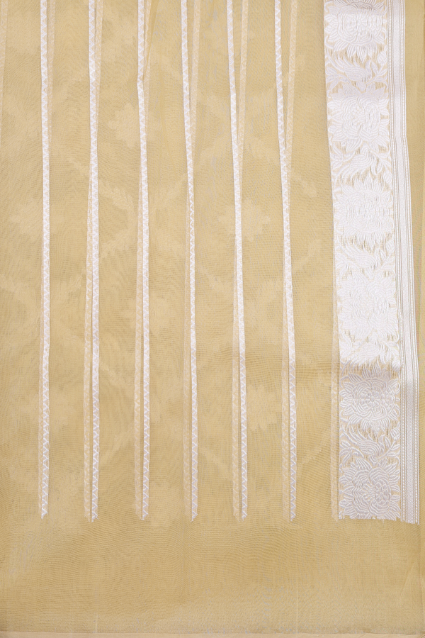 Kora Banarasi Silk Saree In Yellow With Diamond Design