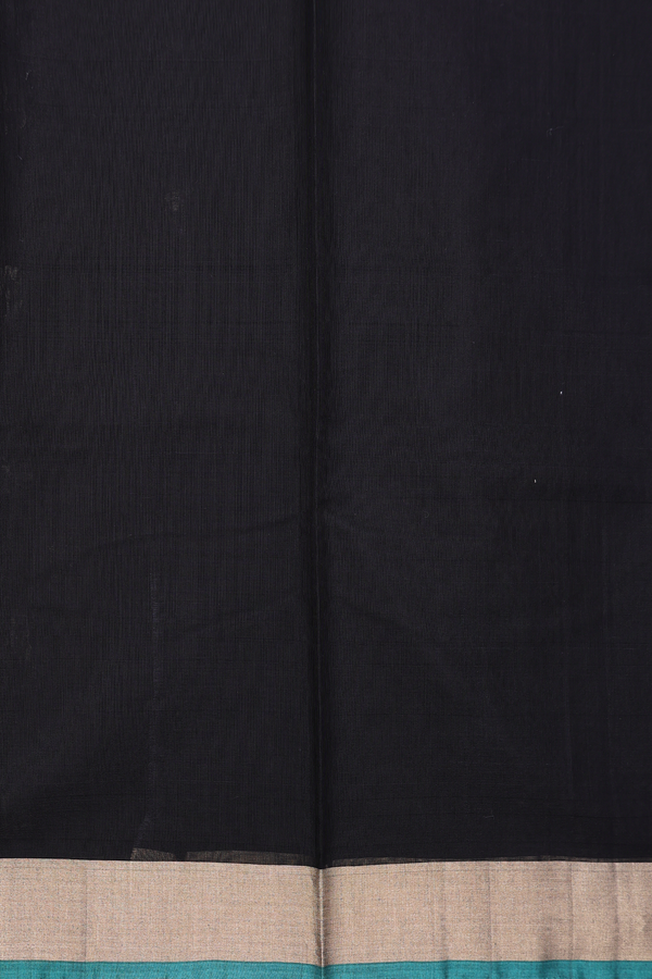 Kora Silk Cotton Saree In Black With Floral Buttas