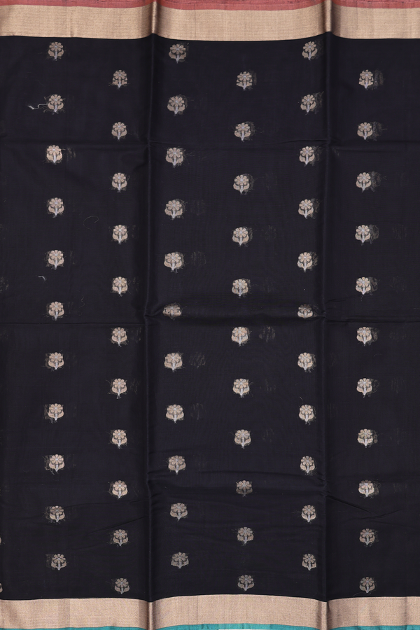 Kora Silk Cotton Saree In Black With Floral Buttas