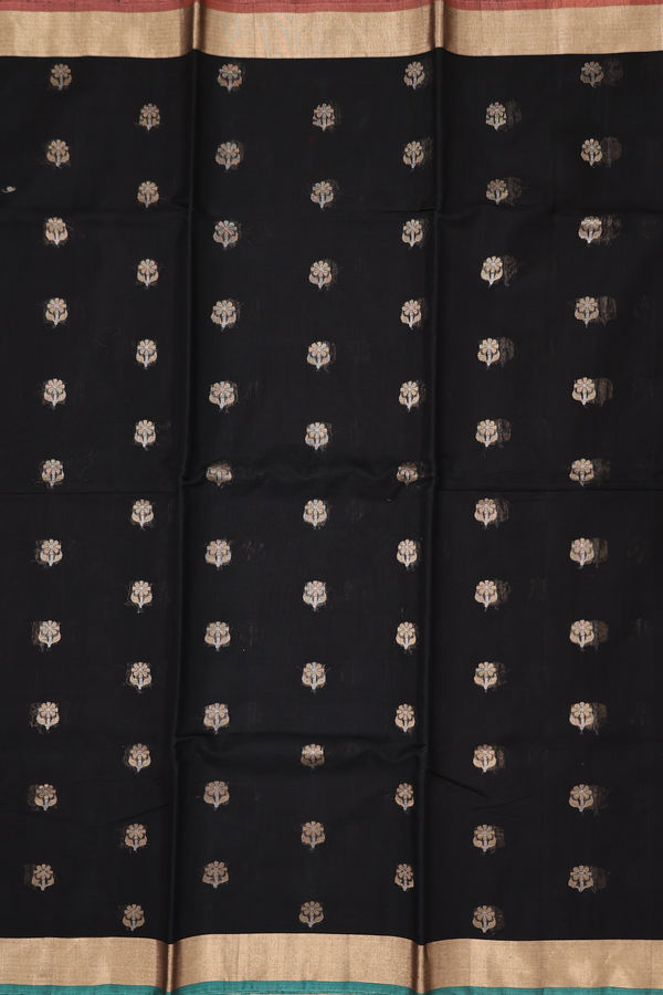 Kora Silk Cotton Saree In Black With Floral Buttas