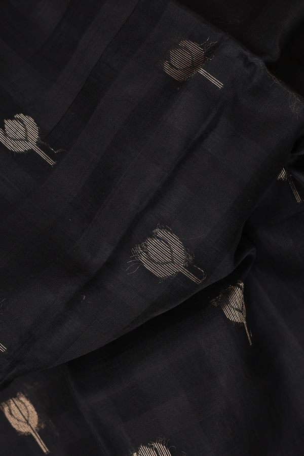 Kora Silk Cotton Saree In Black With Floral Buttas