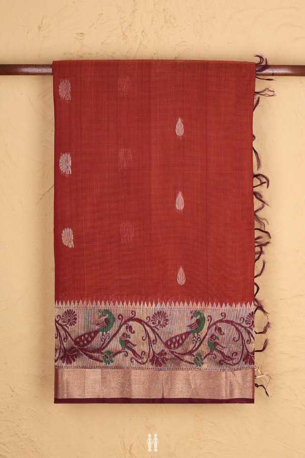 Kora Silk Cotton Saree In Brick Red In Floral Buttas