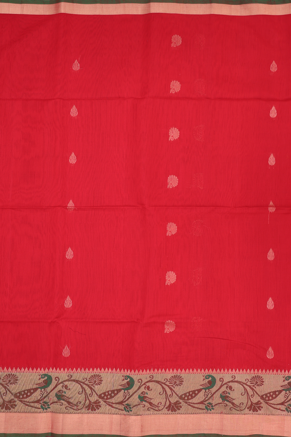 Kora Silk Cotton Saree In Chilli Red With Floral Buttas