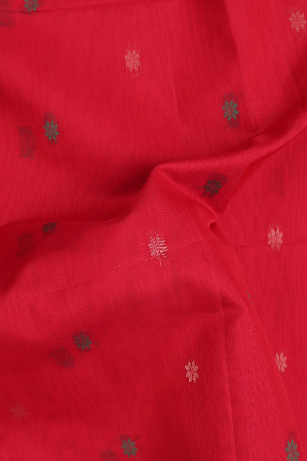 Kora Silk Cotton Saree In Chilli Red With Floral Buttas