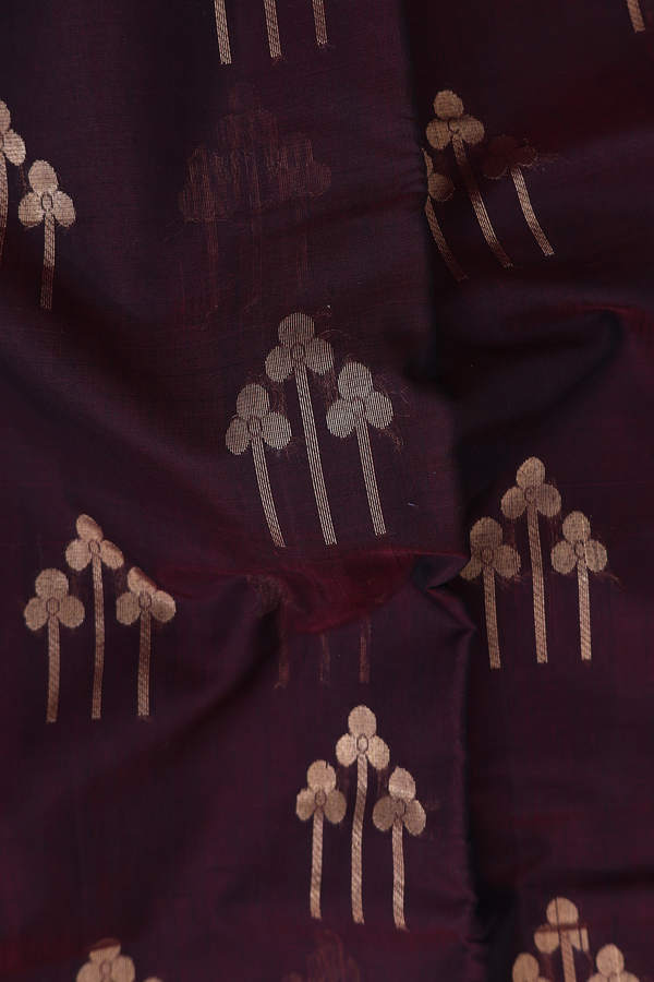 Kora Silk Cotton Saree In Chocolate Brown With Floral Motifs