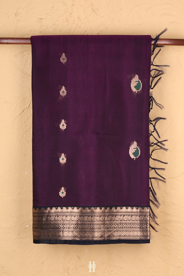 Kora Silk Cotton Saree In Grape Purple With Floral Buttas