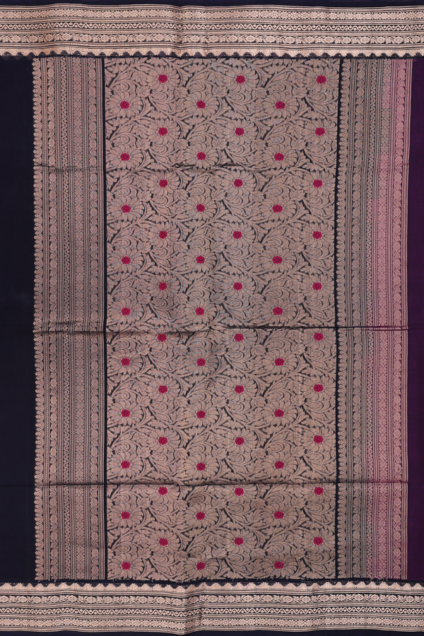 Kora Silk Cotton Saree In Grape Purple With Floral Buttas