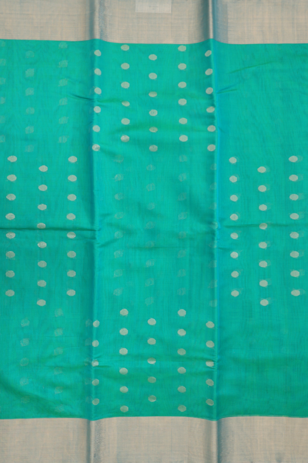 Kora Silk Cotton Saree In Ramar Green With Allover Design