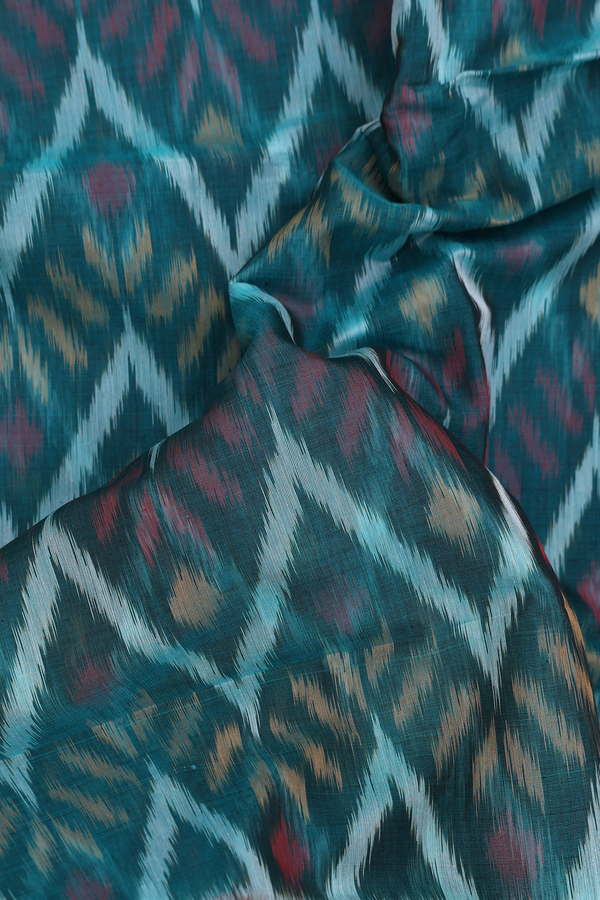 Kora Silk Cotton Saree In Green With Chevron Design