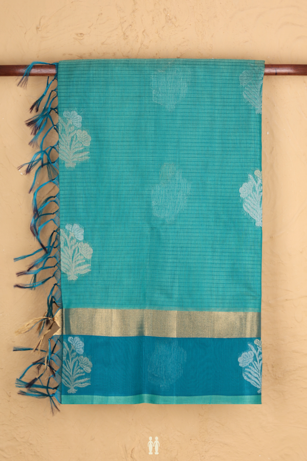 Kora Silk Cotton Saree In Green With Floral Motifs